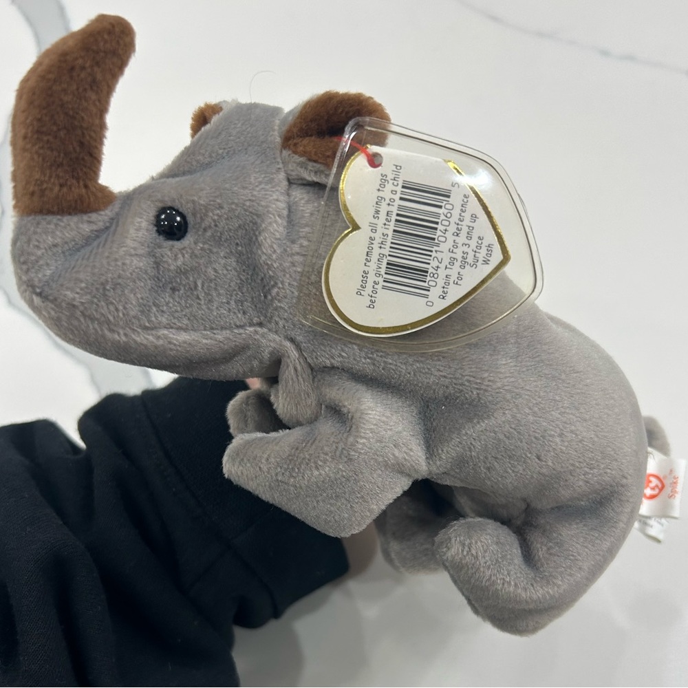 Rare Beanie Babie Spike with stamped tush tag & errors 1996